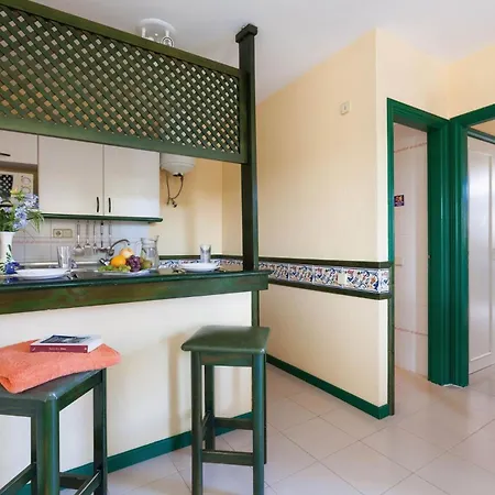 Appartement With Pool View, Next To The Castillo Beach, *